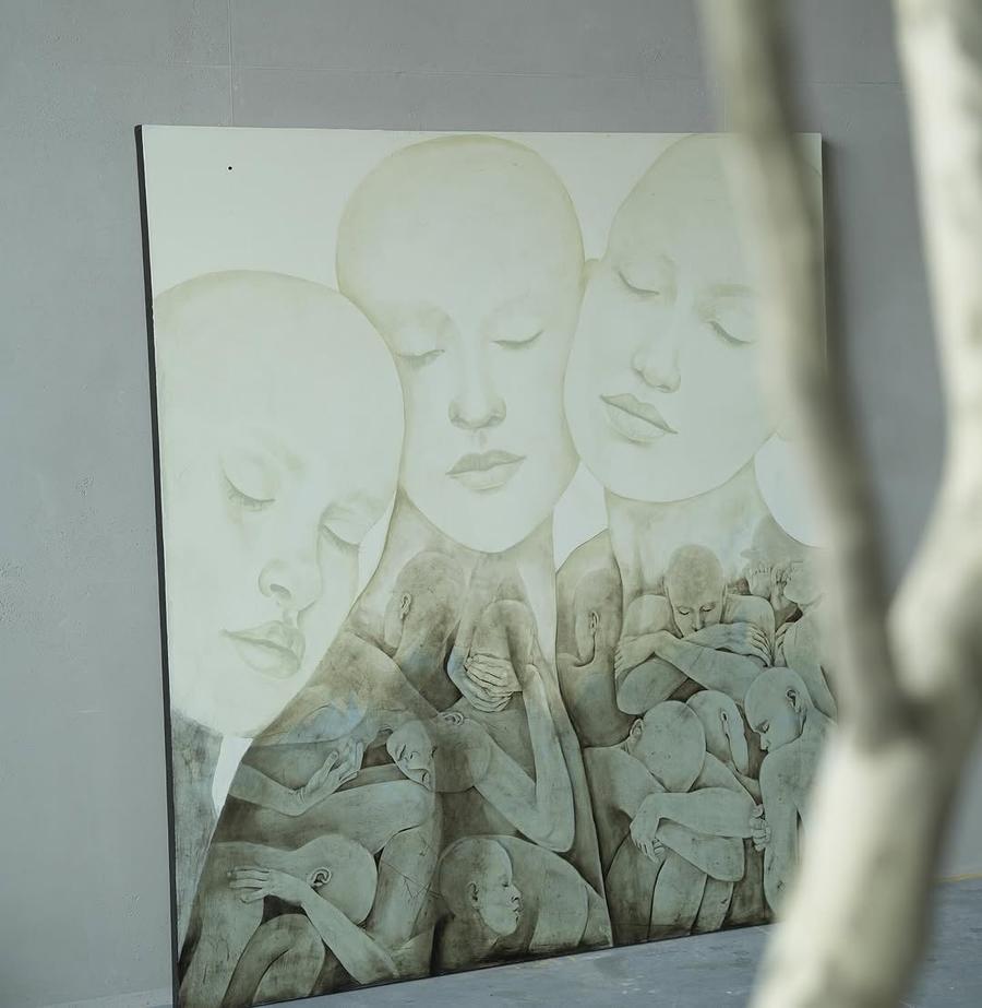 Pale ash by Pon Arsher, 2025
