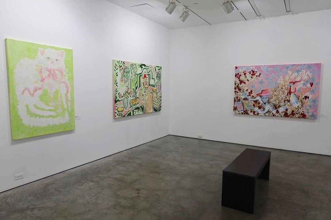 things i can’t lay to rest at Detour Gallery — Exhibition scene by Taylor Quitara